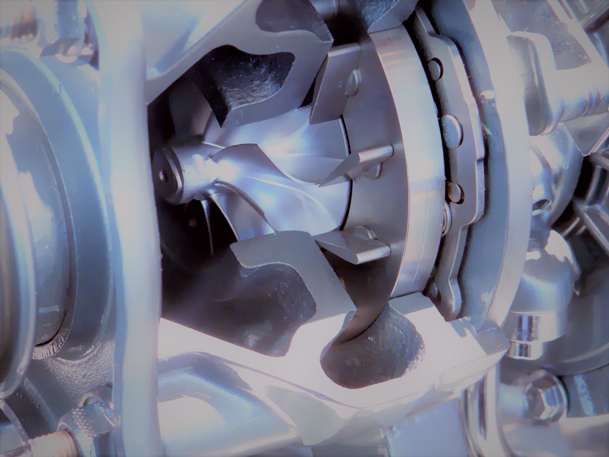 Silnik turbodoładowany czy wolnossący? Co wybrać?