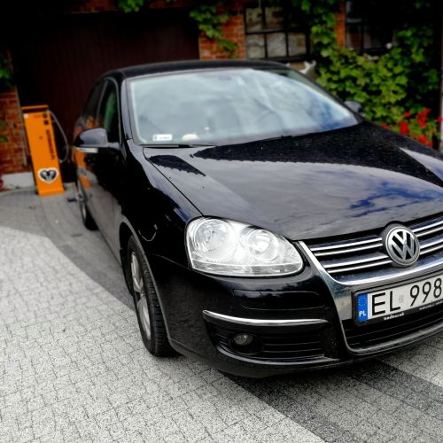 37167496 659975477698709 6746655914138271744 O